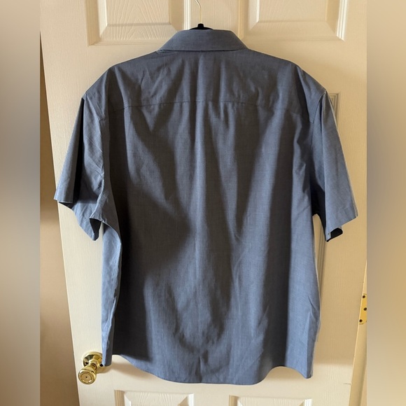 Untuckit button down shirt • Men’s XXL - Picture 4 of 6